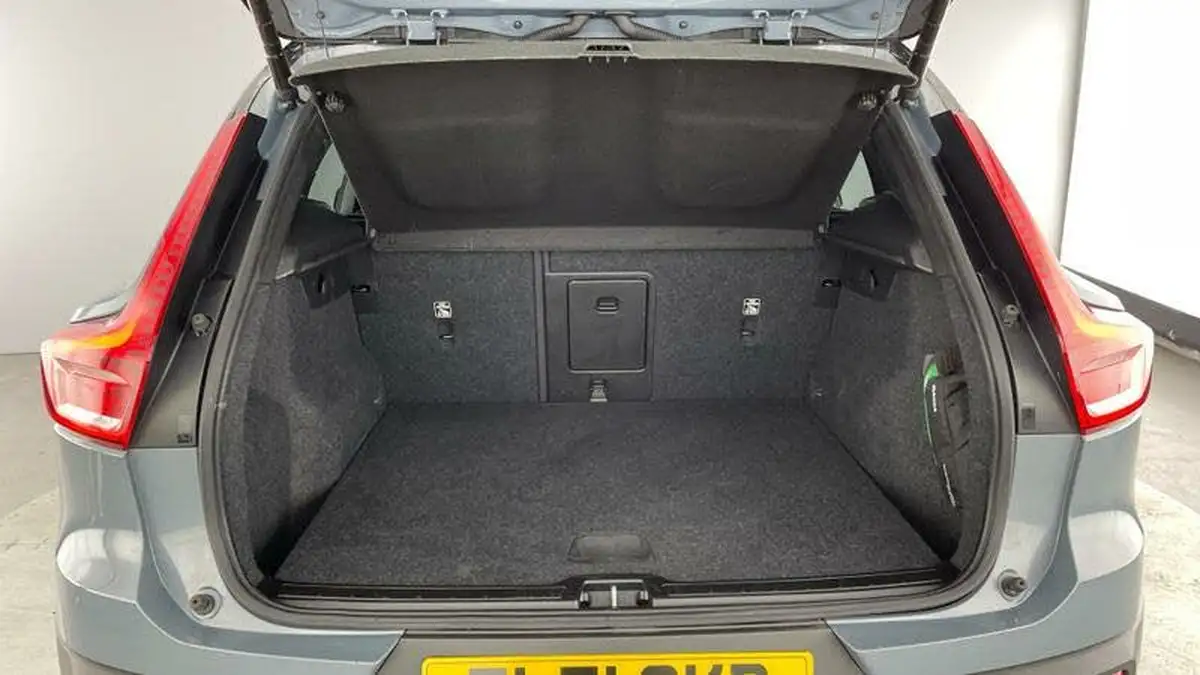 2021-volvo-xc40-20-b4-r-design-pro-194bhp-awd-auto-big-28