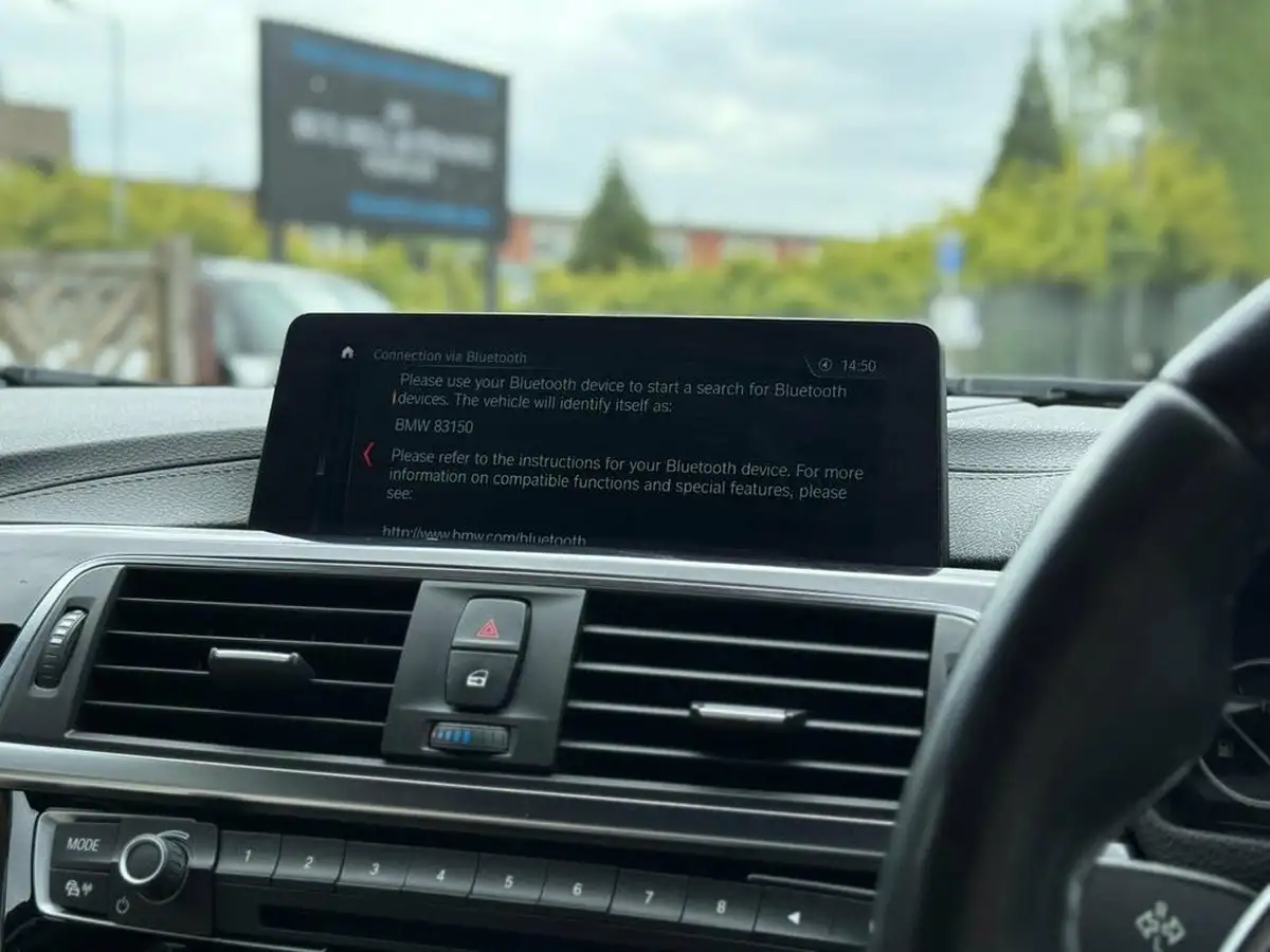 2018-bmw-3-series-20-330e-m-sport-shadow-edition-big-30