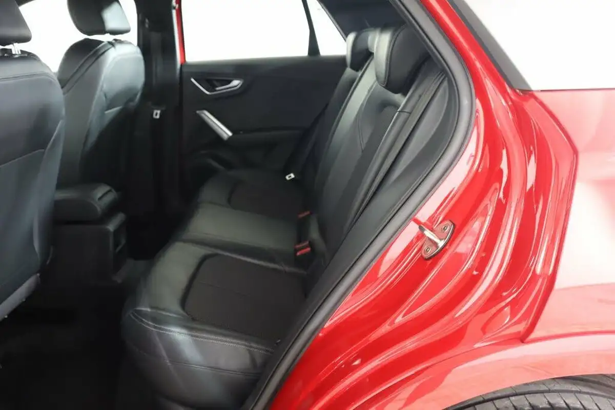 2018-audi-q2-16tdi-s-line-115ps-big-38