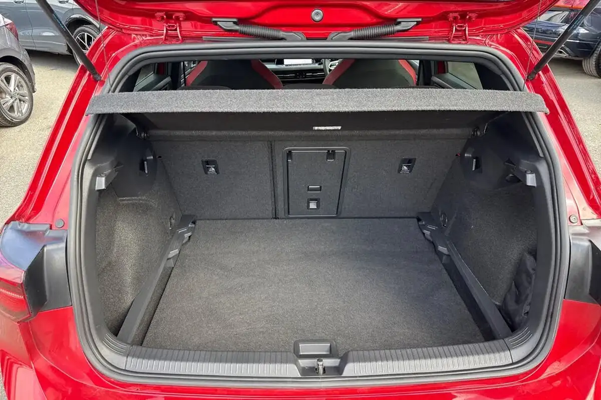 2021-volkswagen-golf-20-tsi-gti-big-6
