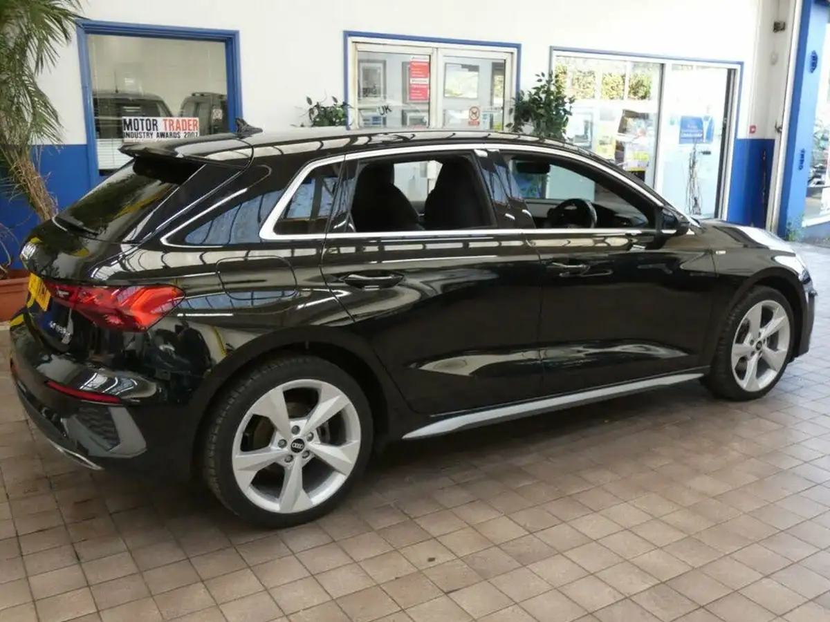 2021-audi-a3-14-40-tfsi-e-s-line-big-13