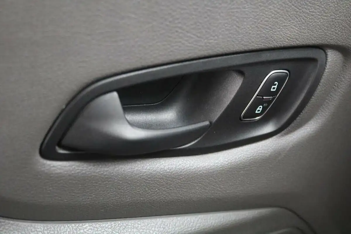 2022-ford-transit-20tdci-350-l2h2-leader-130pseu6d-rwd-panel-van-big-52