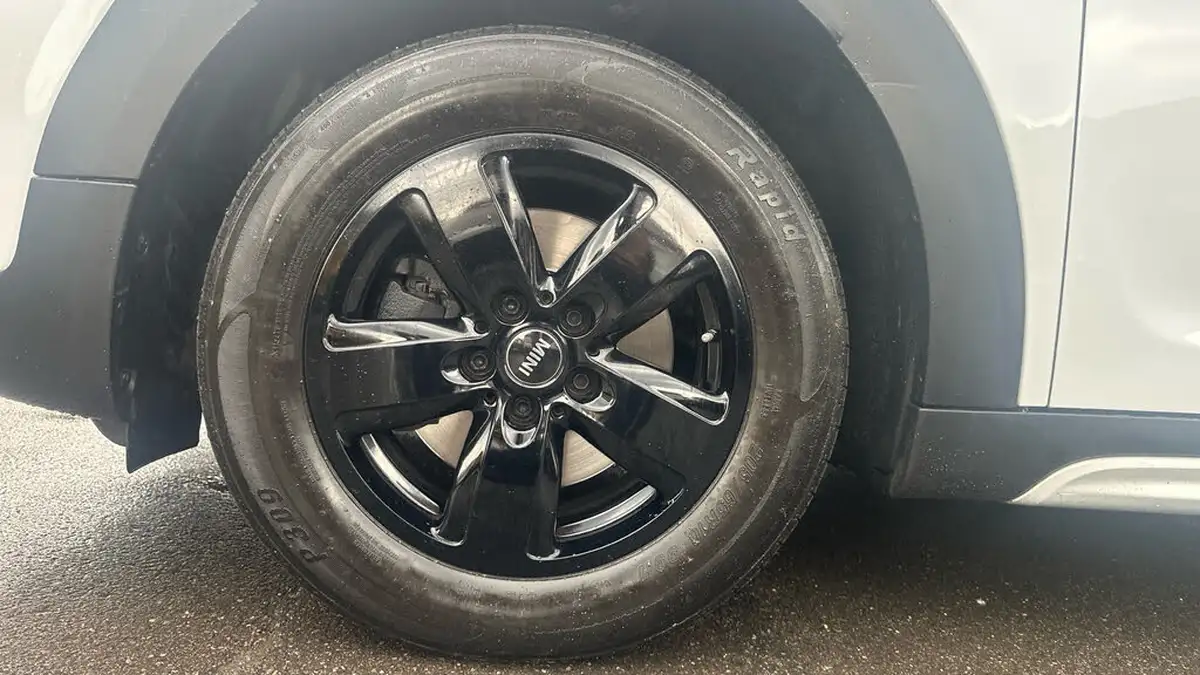 2018-mini-countryman-15-cooper-ss-big-16