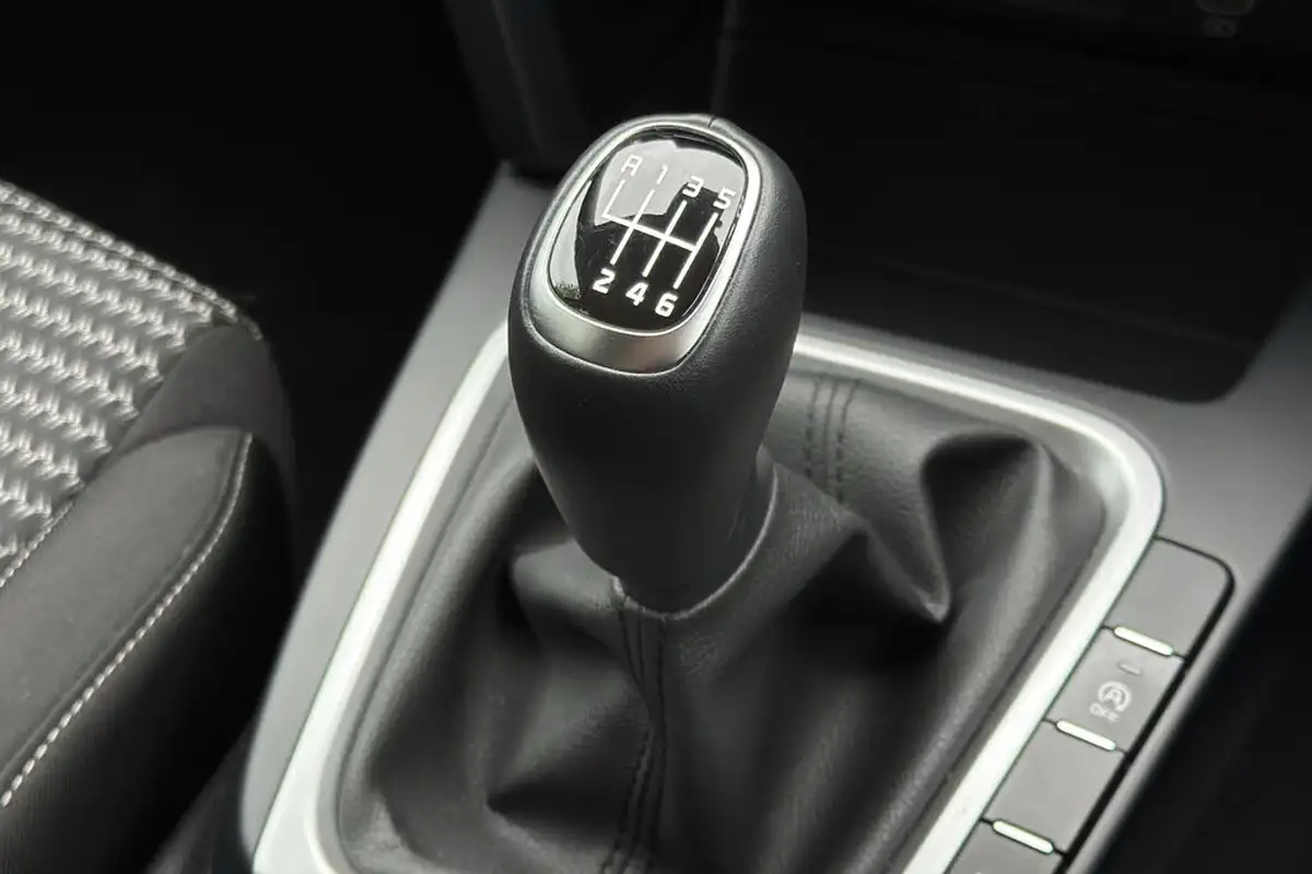 2024-kia-xceed-15-t-gdi-2-138bhp-big-12