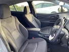 2017-toyota-prius-small-20