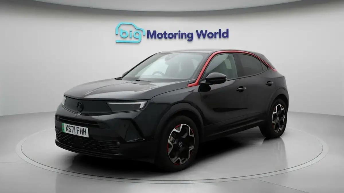 2022-vauxhall-mokka-e-sri-premium-big-3