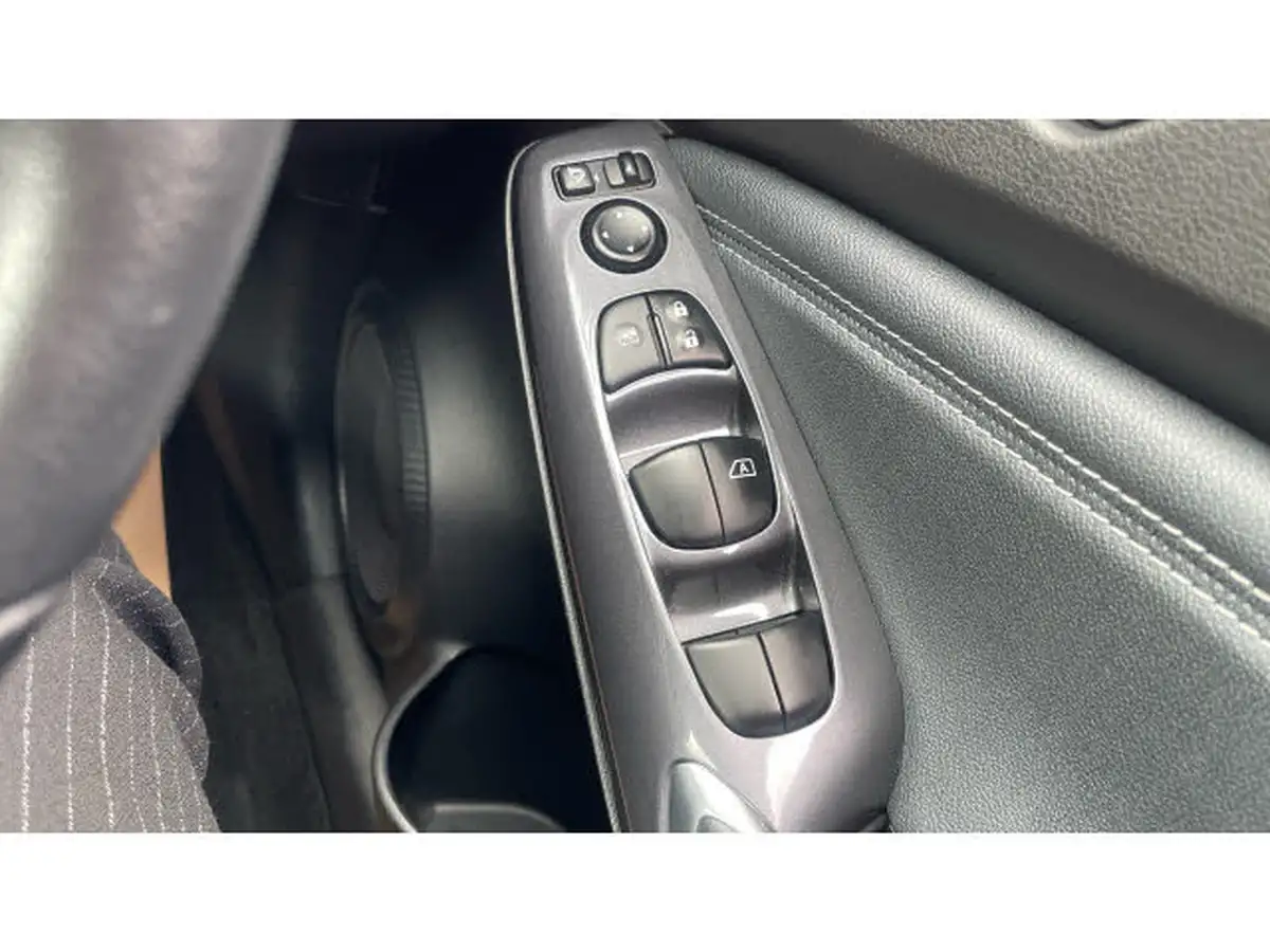 2022-nissan-juke-10-dig-t-n-connecta-big-30