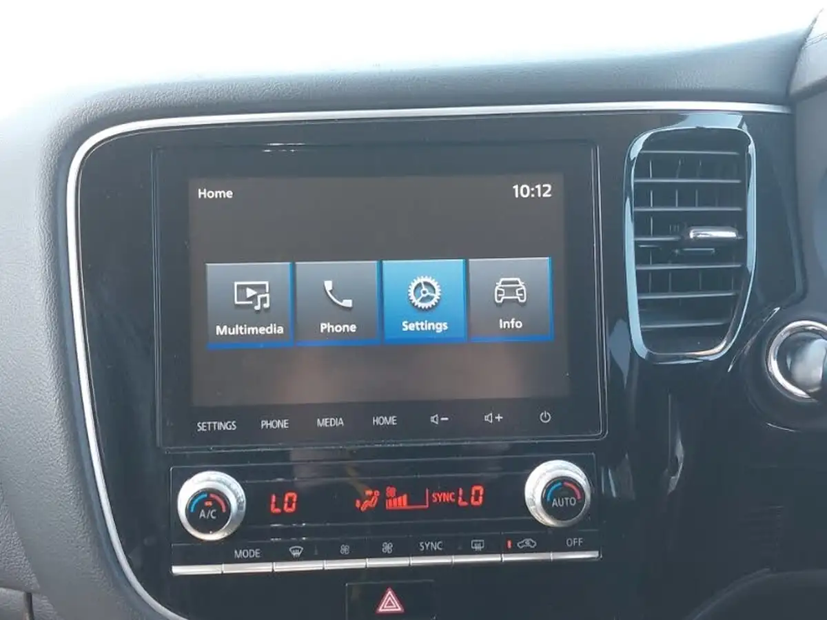 2019-mitsubishi-outlander-20-design-big-10