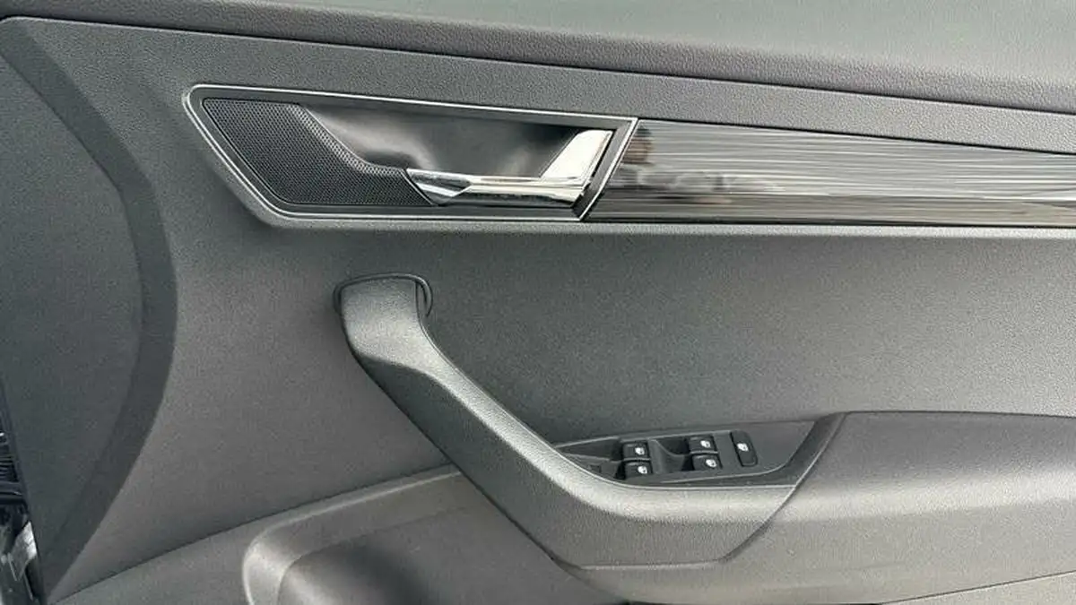 2021-skoda-karoq-10-tsi-se-l-110ps-big-18