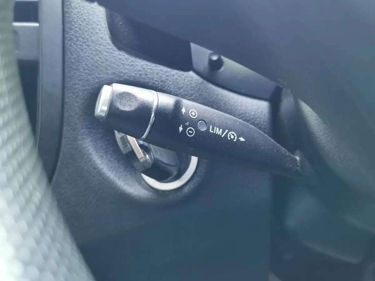2022-mercedes-benz-vito-e-progressive-l2-big-15