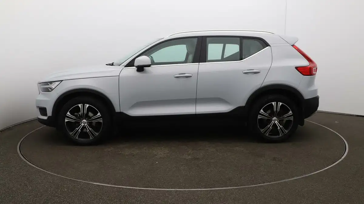 2022-volvo-xc40-20-b4-inscription-awd-big-55