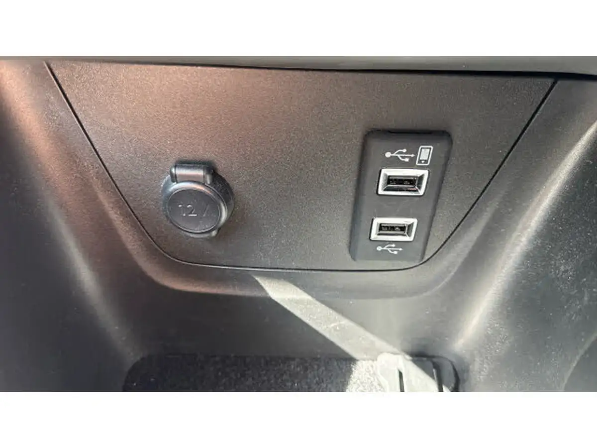 2022-vauxhall-crossland-12-ultimate-130ps-big-24