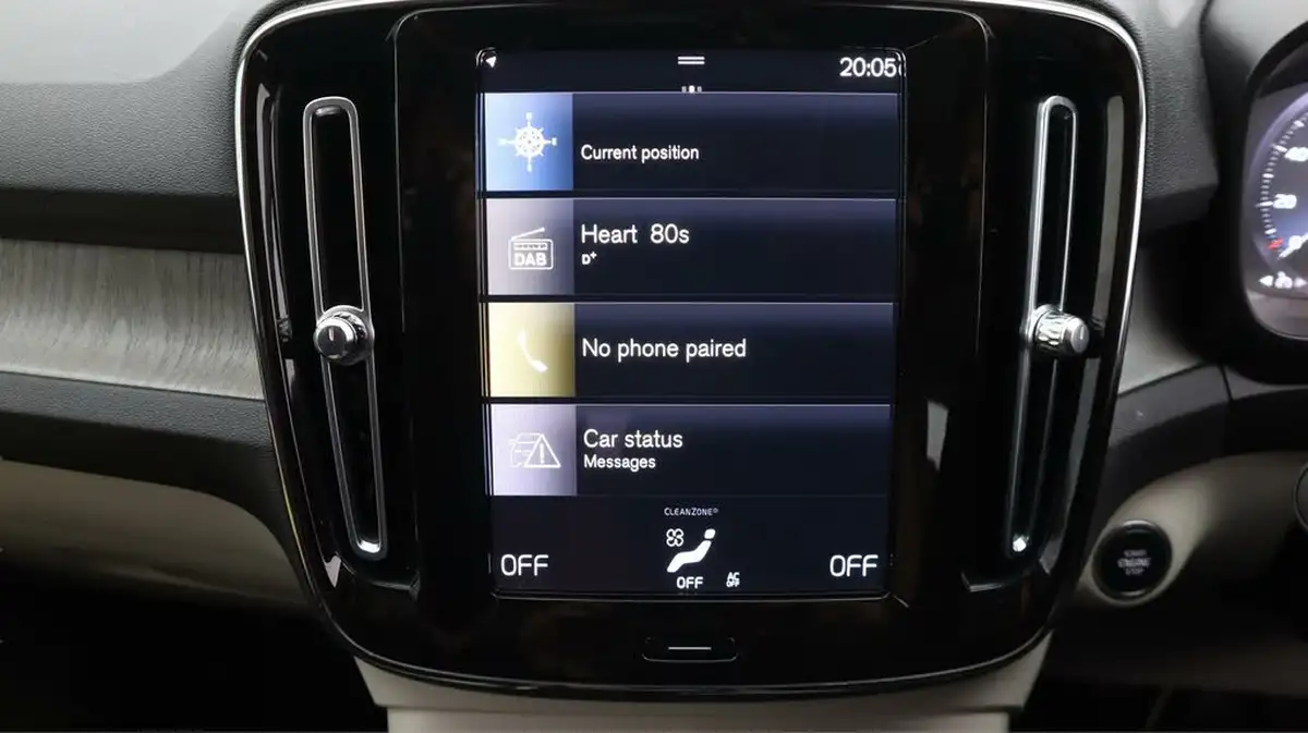 2022-volvo-xc40-20-b4-inscription-awd-big-11
