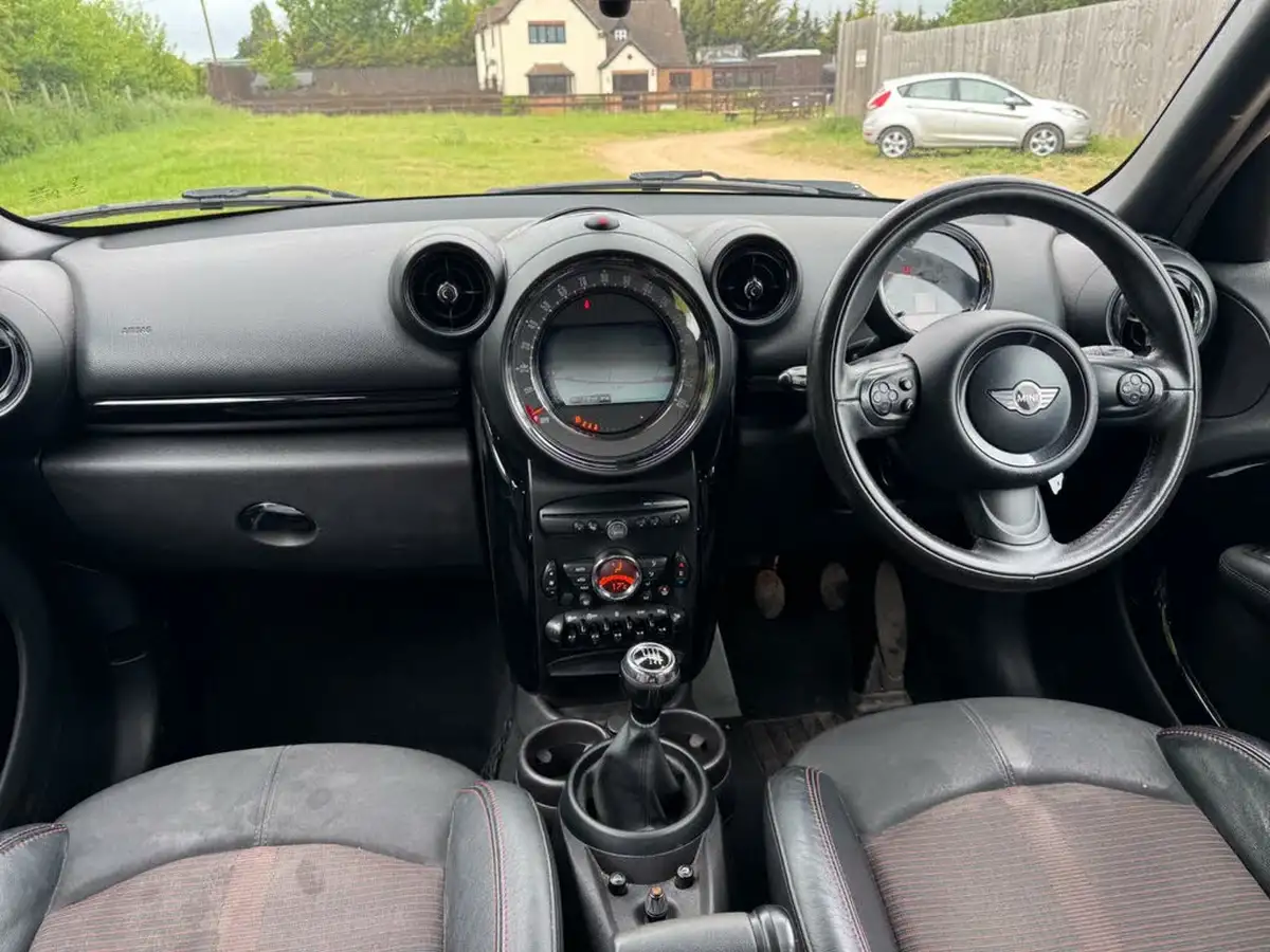 2014-mini-countryman-16td-cooper-d-big-23