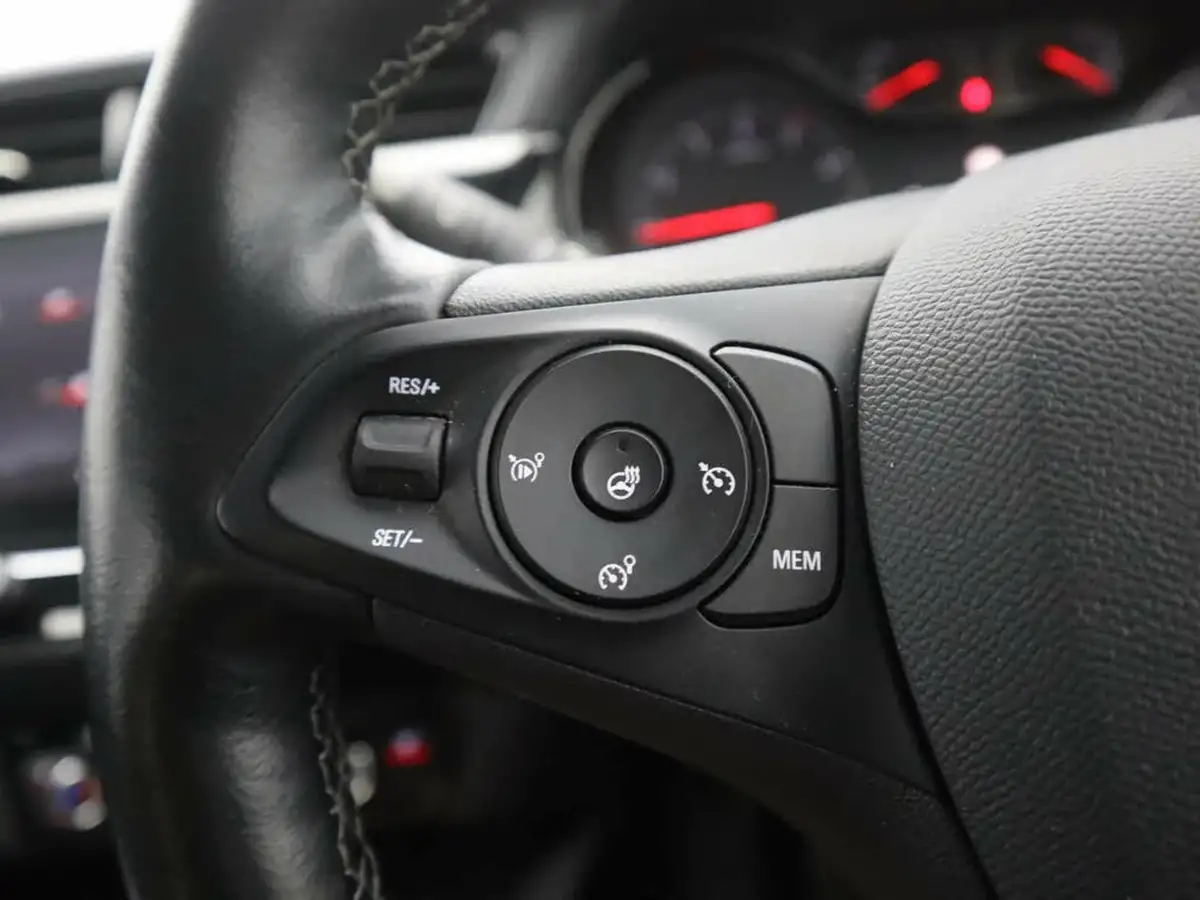 2021-vauxhall-corsa-12i-se-premium-big-30