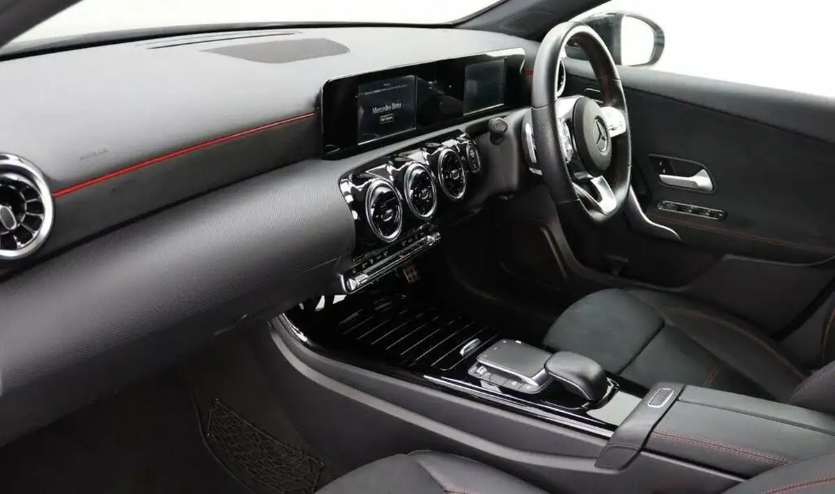 2020-mercedes-benz-a-class-13-a200-amg-line-hatchback-5d-7g-dct-big-22