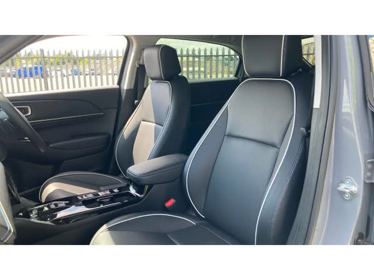 2024-honda-eny1-e-elegance-big-34