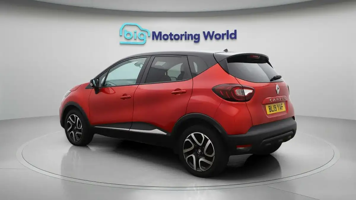 2019-renault-captur-09-tce-iconic-big-5