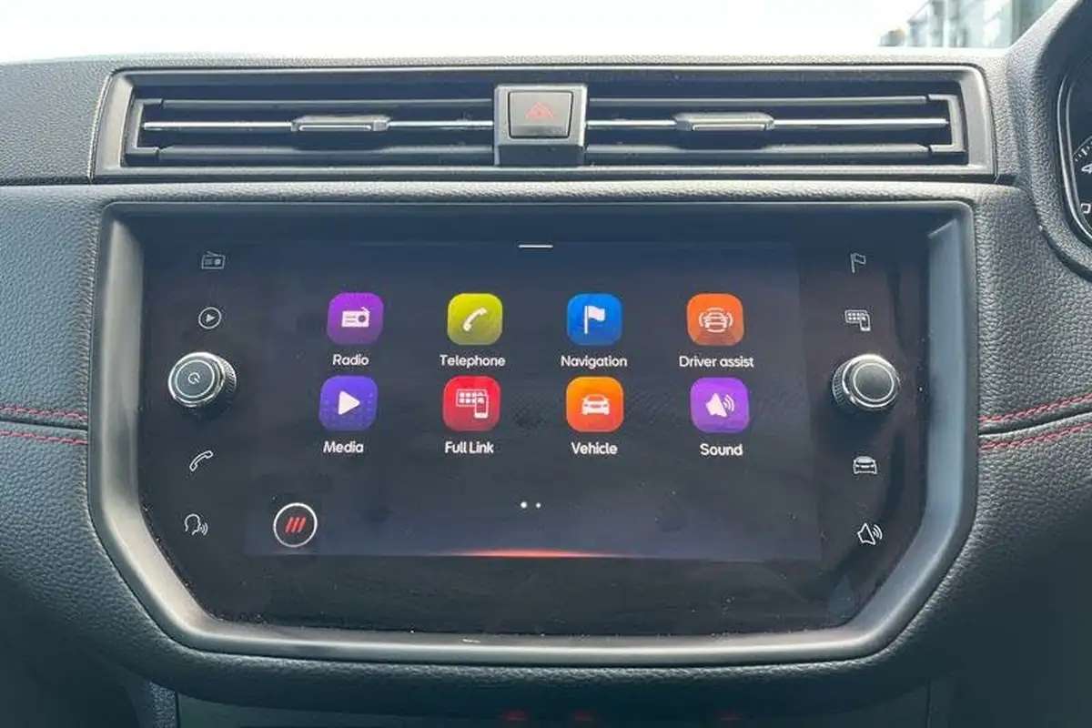 2021-seat-arona-10-tsi-fr-red-edition-big-35
