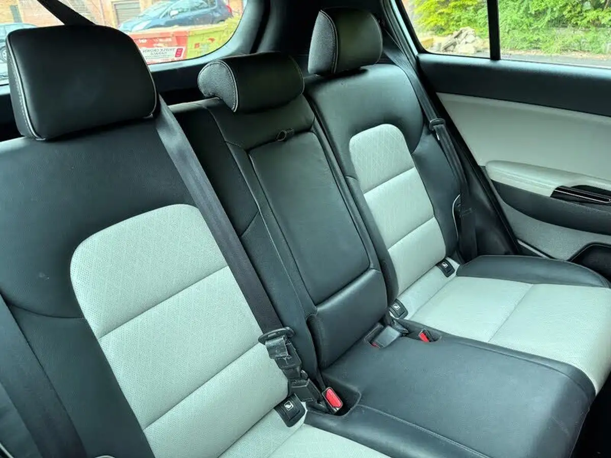 2016-kia-sportage-16-t-gdi-gt-line-big-18