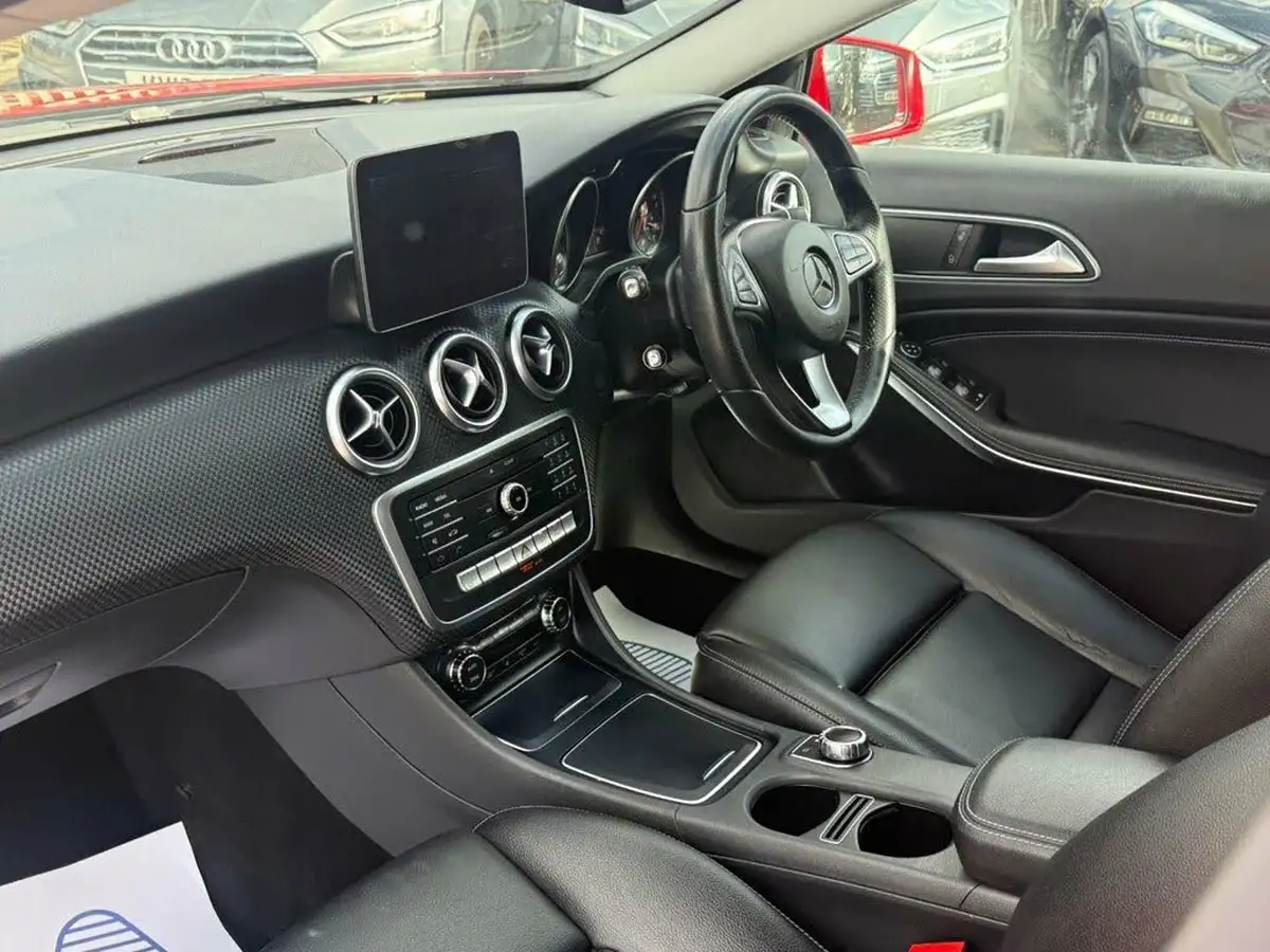 2016-mercedes-benz-a-class-21d-a200d-sport-premiumss-7g-dct-big-78