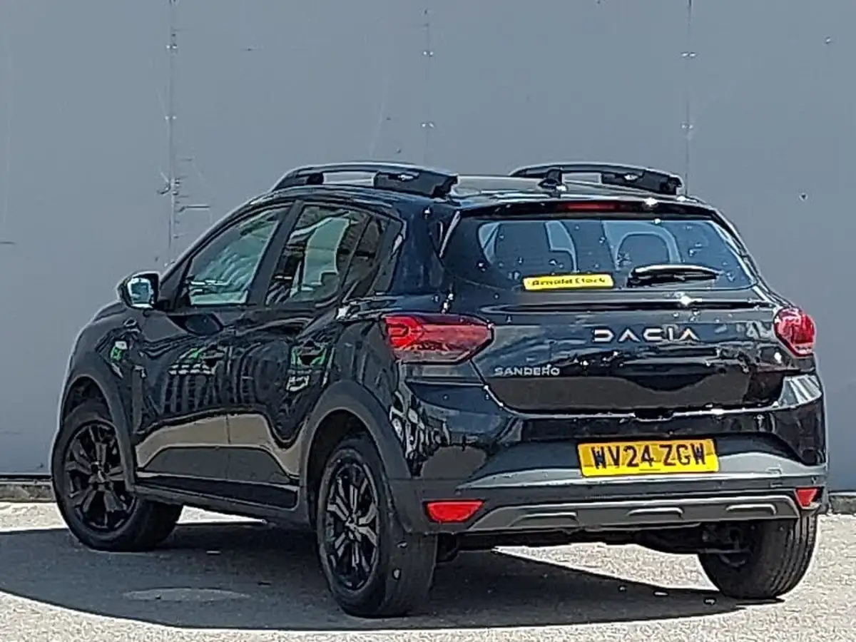 2024-dacia-sandero-stepway-10-tce-extreme-90bhp-big-1