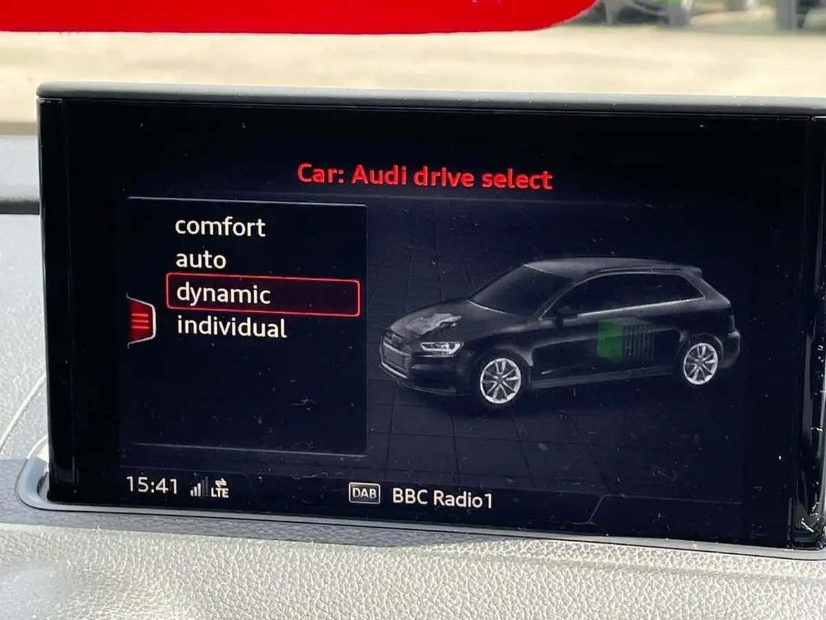 2020-audi-a3-14-40-e-tron-big-19