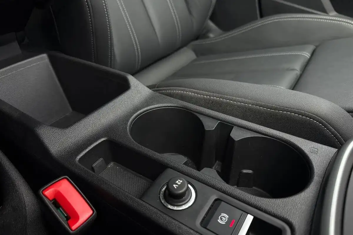 2023-audi-a3-15-35-tfsi-s-line-sportback-5d-big-33