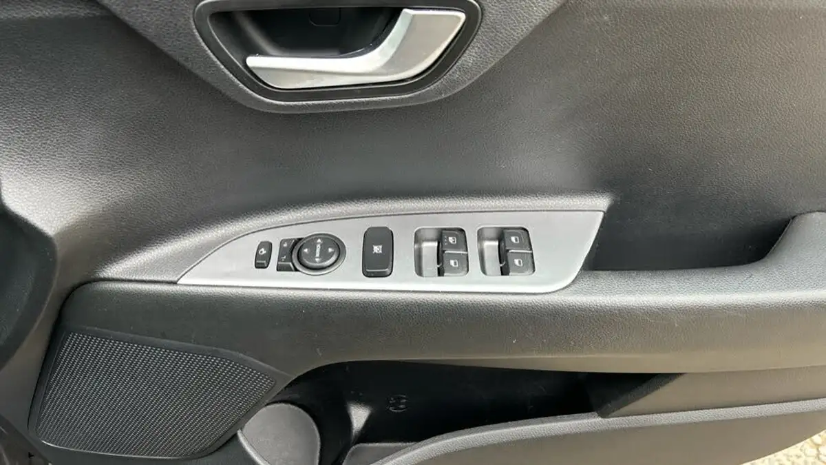 2022-kia-stonic-10-t-gdi-gt-line-s-big-19