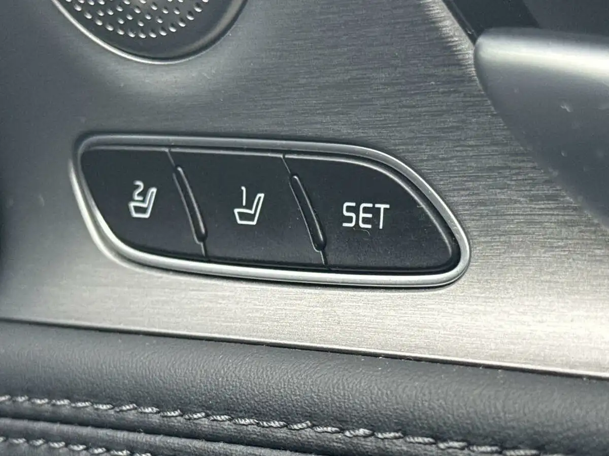 2019-kia-stinger-33-t-gdi-gt-s-365bhp-big-30