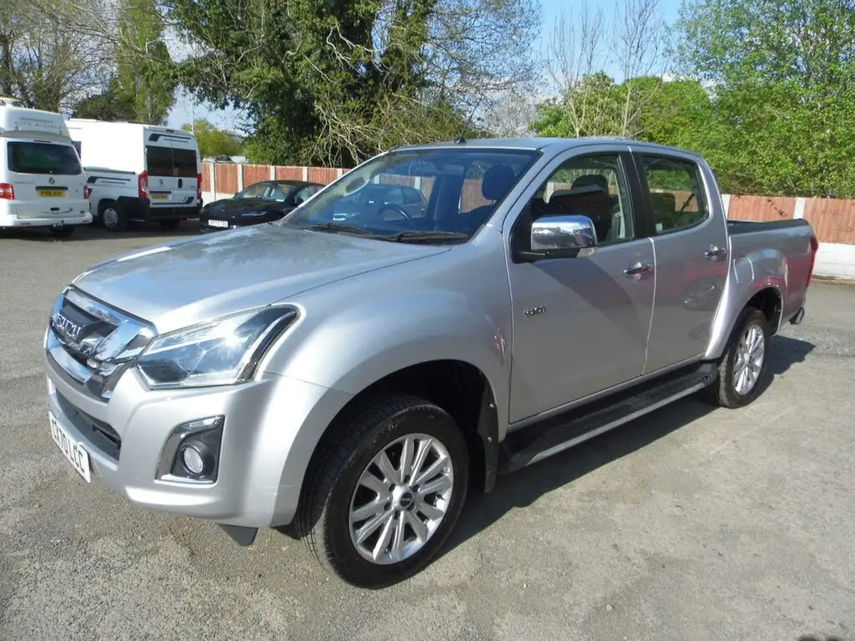 2020-isuzu-d-max-19td-yukon-nav-double-pickup-big-2