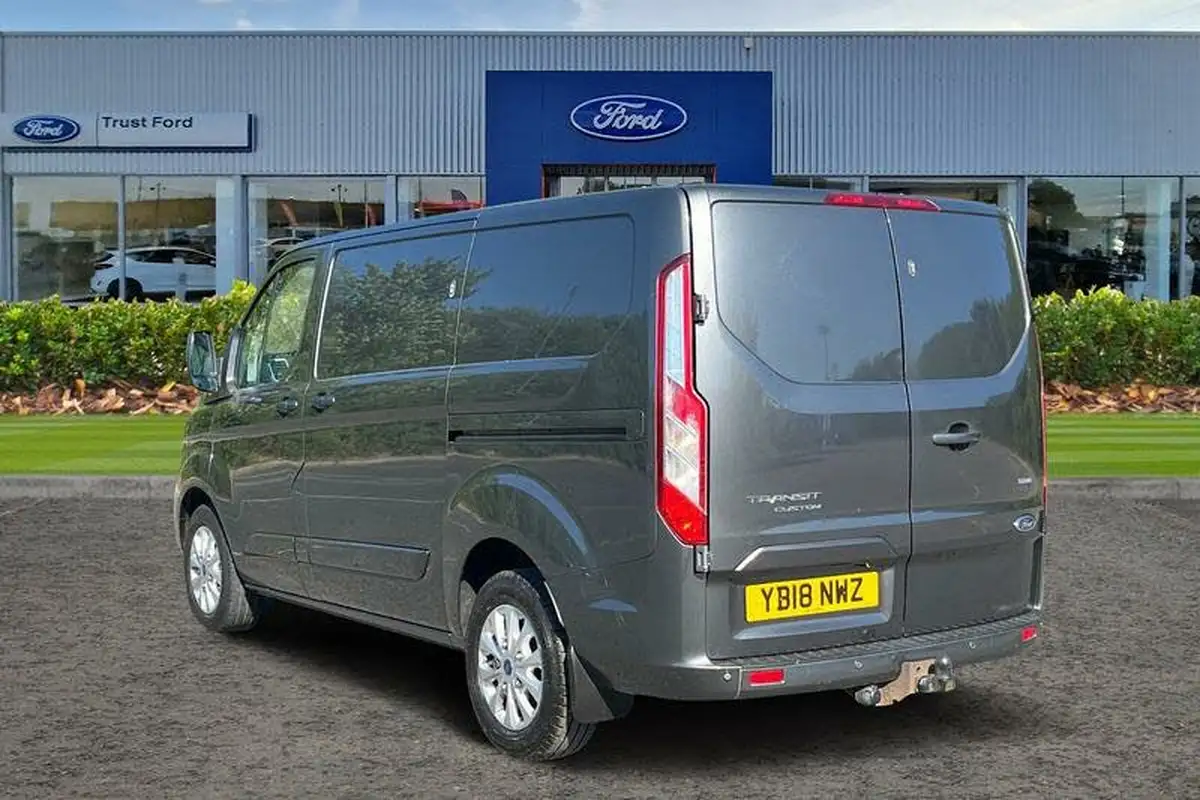 2018-ford-transit-custom-20tdci-300-l1h1-limited-130pseu6-panel-van-big-1
