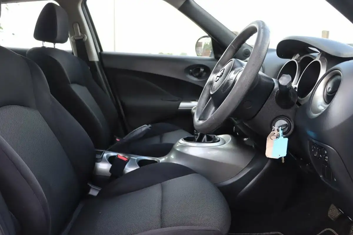 2013-nissan-juke-16-visia-16v-big-13
