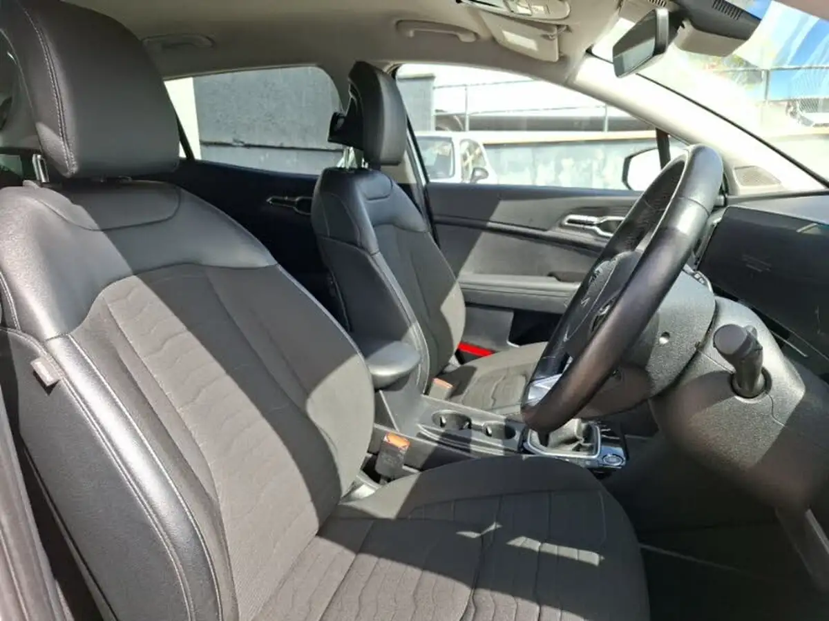 2023-kia-sportage-16-t-gdi-3-148bhp-big-17