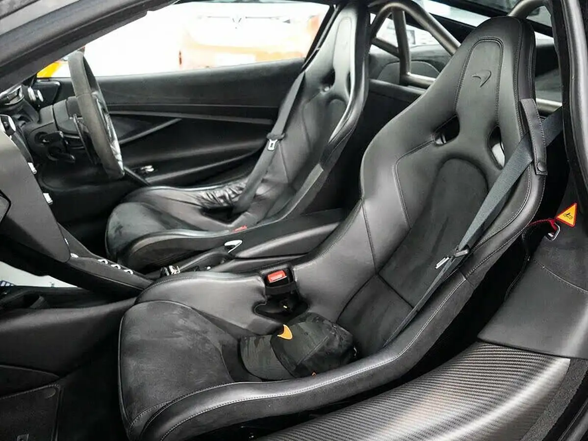 2018-mclaren-720s-40-luxury-big-48