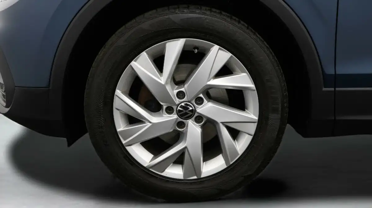 2022-volkswagen-tiguan-15-tsi-life-150ps-big-17