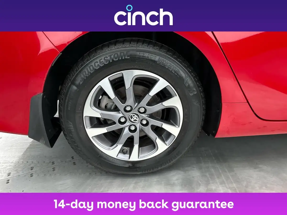 2021-toyota-prius-18-vvt-i-business-edition-plus-15in-alloys-cvt-big-25