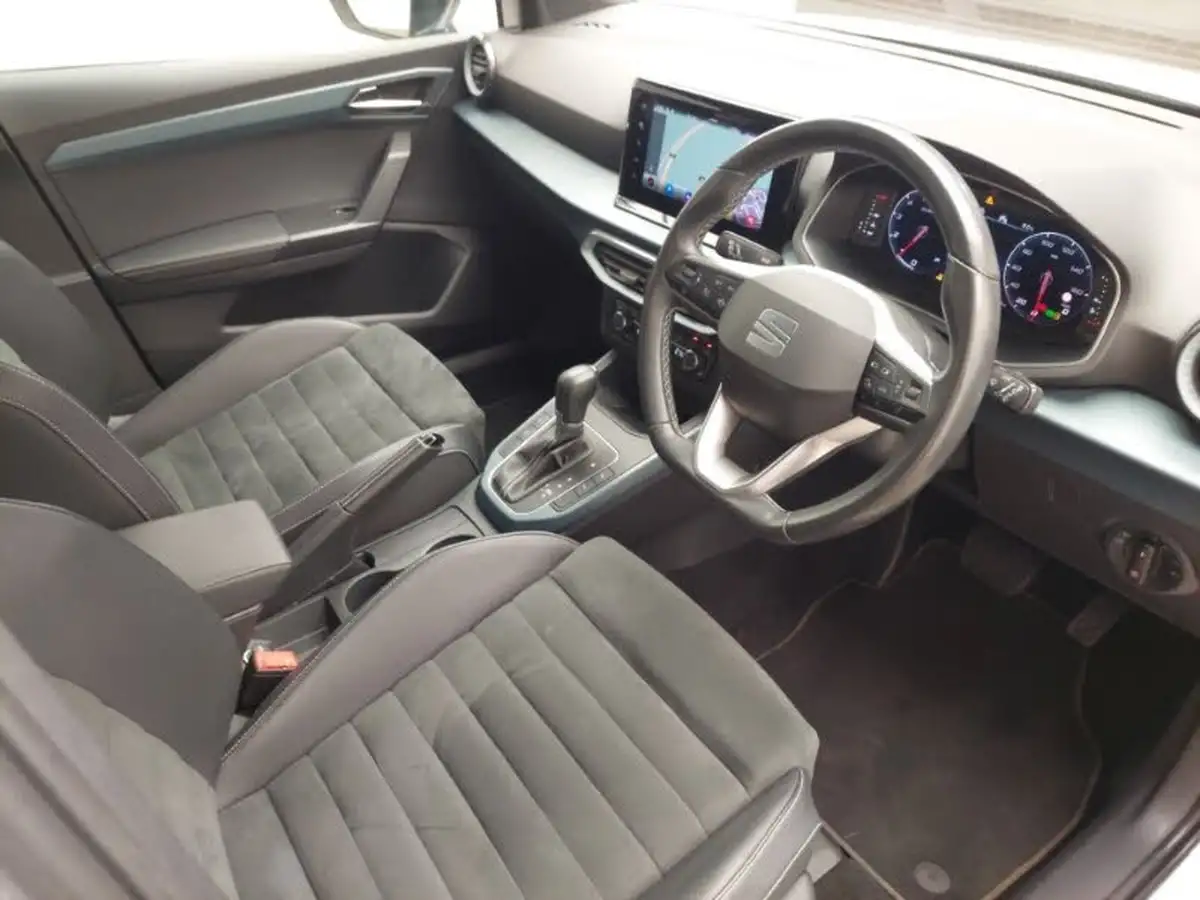 2021-seat-arona-10-tsi-xperience-lux-dsg-big-12
