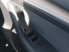 2022-tesla-model-y-e-long-range-small-18