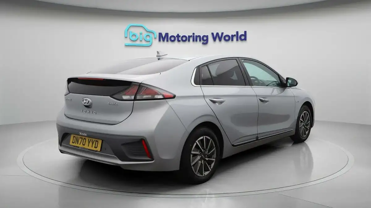 2020-hyundai-ioniq-e-premium-se-electric-100kw-big-7