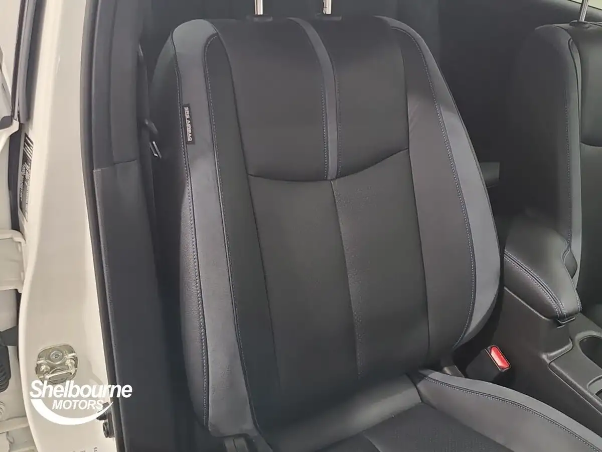 2023-nissan-leaf-e-tekna-39kwh-big-35