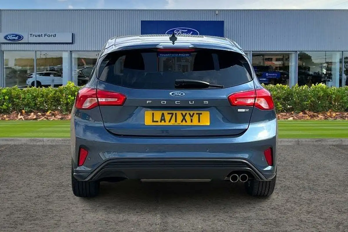 2021-ford-focus-10t-st-line-edition-125ps-hatchback-big-6