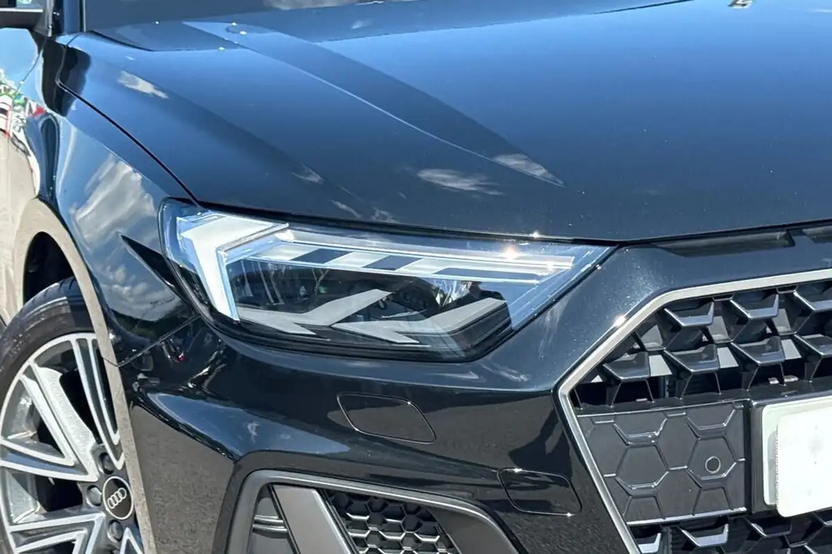 2025-audi-a1-15-35-tfsi-s-line-big-7