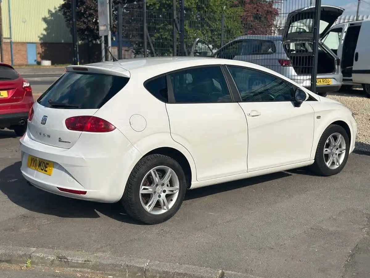 2011-seat-leon-16td-ecomotive-se-big-23