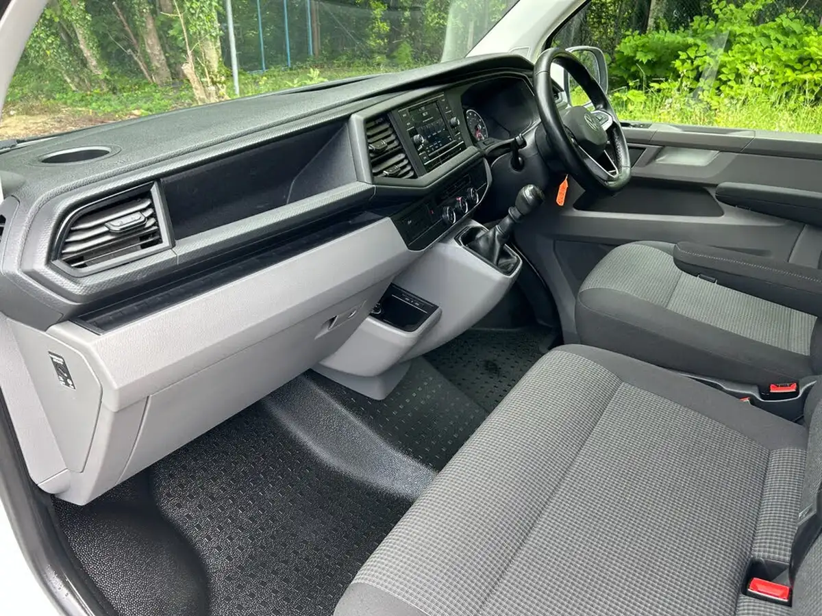 2021-volkswagen-transporter-20tdi-t28-startline-bmt-swb-110pseu6d-big-13