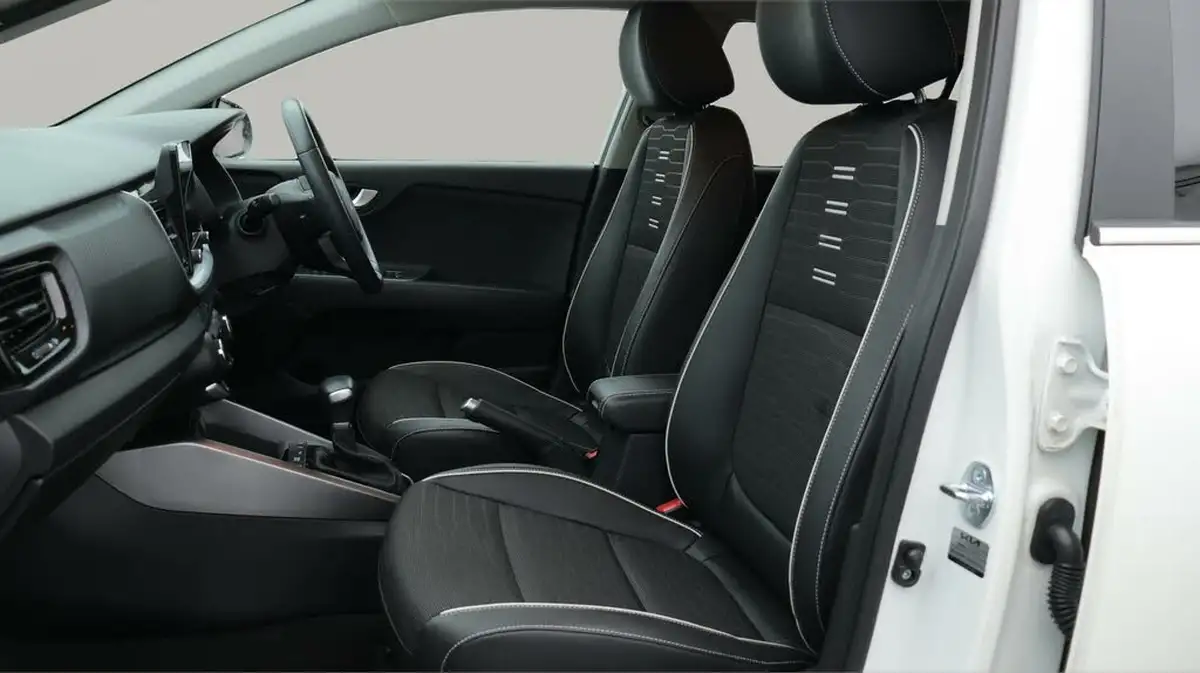 2023-kia-stonic-10-t-gdi-gt-line-s-118bhp-dct-big-14