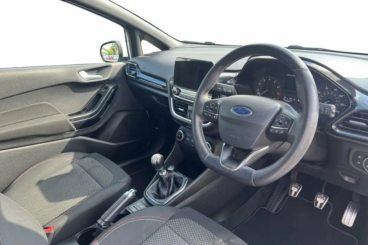 2018-ford-fiesta-big-8