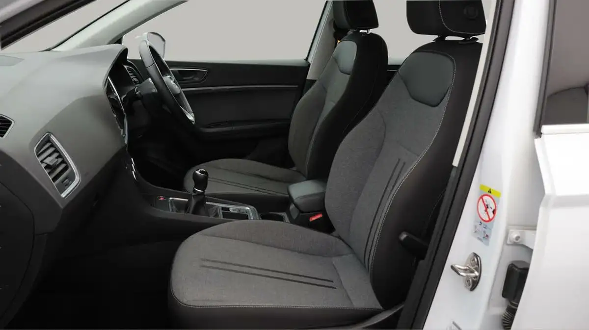 2022-seat-ateca-15-ecotsi-se-technology-big-14