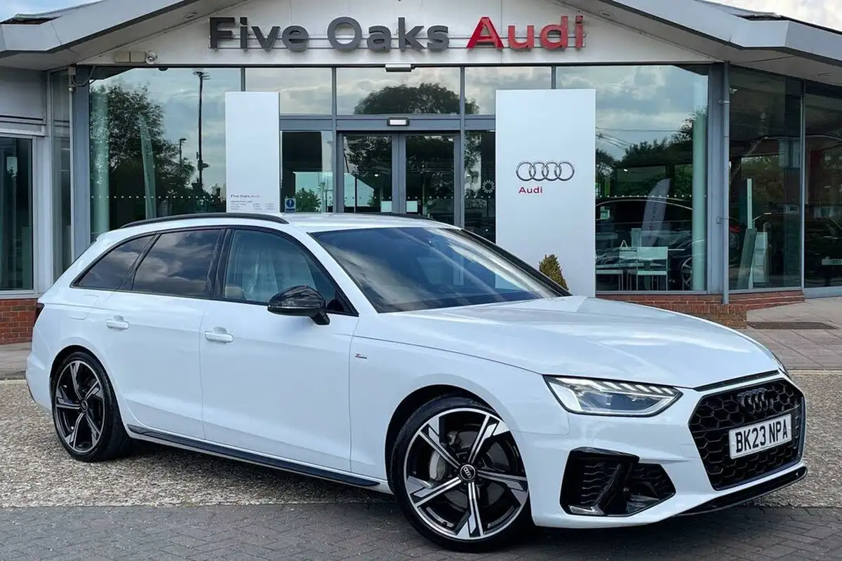 2023-audi-a4-avant-20-40-tfsi-black-edition-big-0