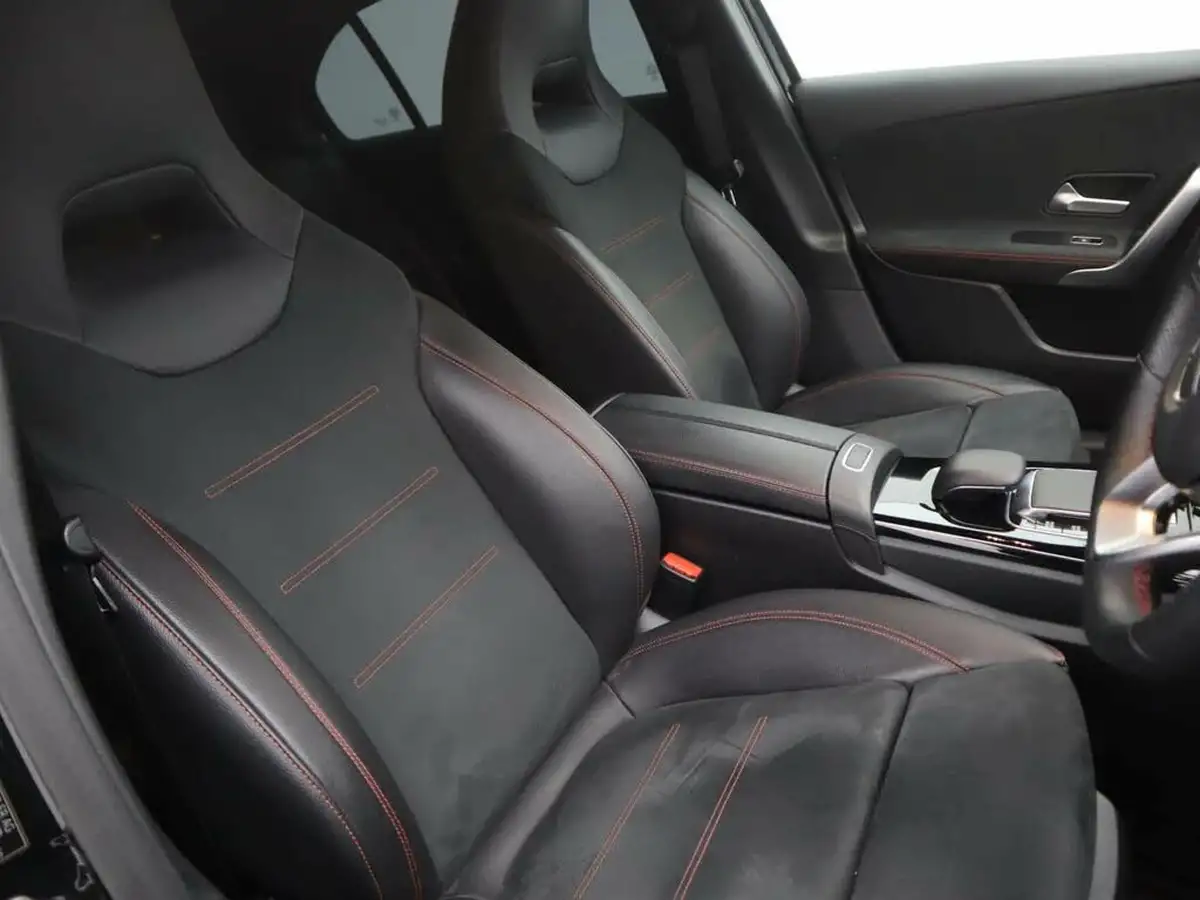 2019-mercedes-benz-a-class-20-a220-amg-line-premium-hatchback-5d-big-10